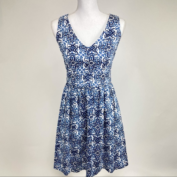 Milly Dresses & Skirts - Milly Sleeveless Dress Blue & White 6